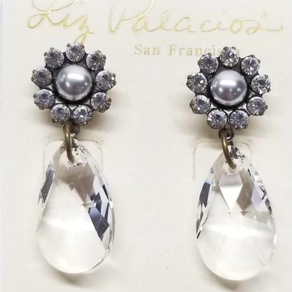 (NEW) Liz Palacios Swarovski Crystal Drop Dangle Stud Earrings Brass Faux Pearls